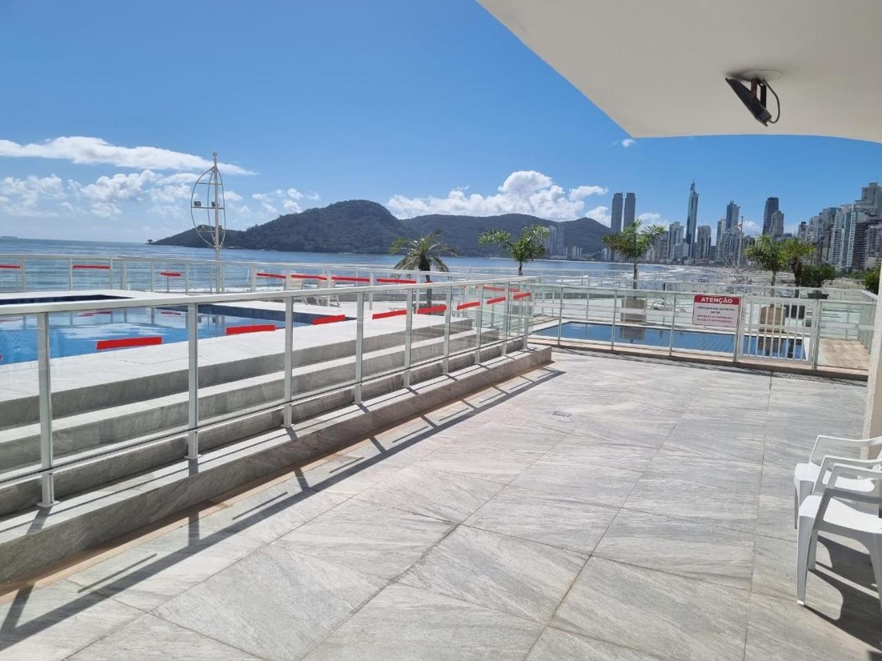 Apartamento De Frente Pro Mar Em *