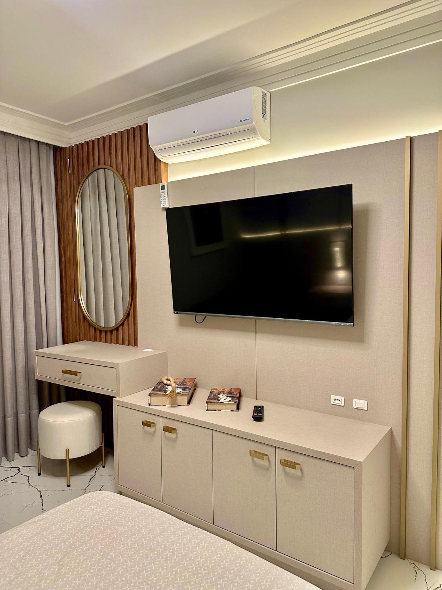 Apartamento De Frente Pro Mar Em Balneário Camboriú